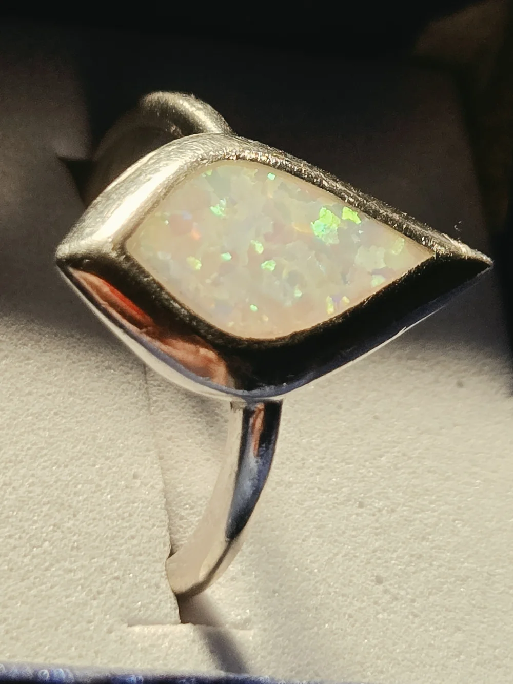 925 Sterling Silver this white